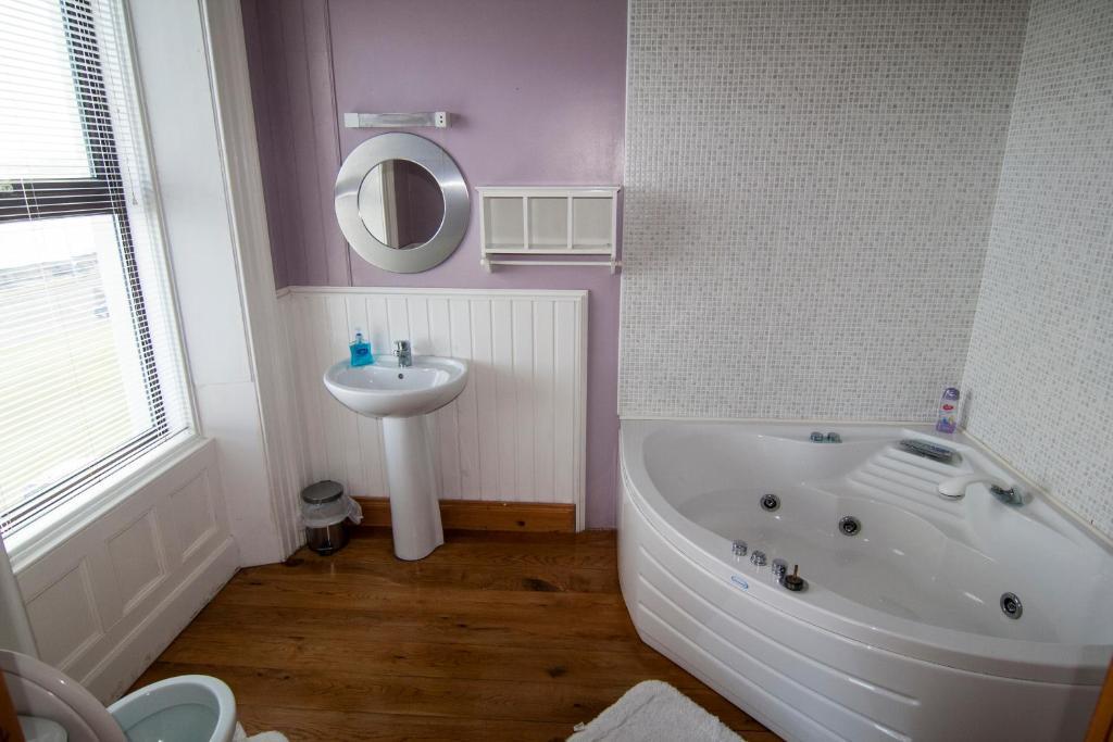 Clarmont Guest House Portrush Dış mekan fotoğraf